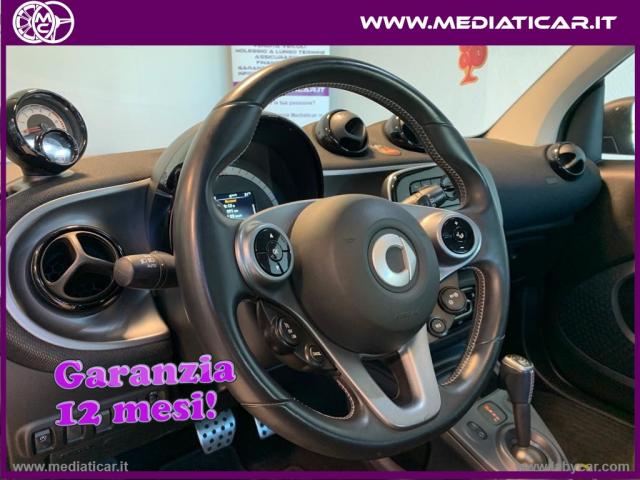 Auto - Smart fortwo 90 0.9 turbo twinamic solidgrey