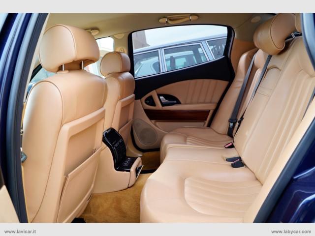 Auto - Maserati quattroporte 4.2 v8