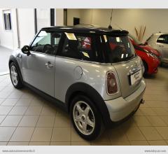 Auto - Mini mini cooper d