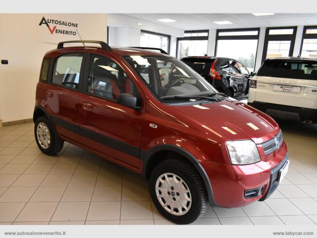 Auto - Fiat panda 1.2 4x4 climbing