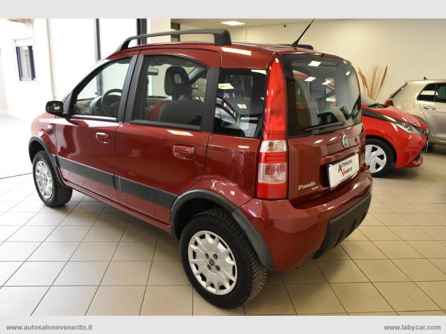 Auto - Fiat panda 1.2 4x4 climbing