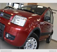 Auto - Fiat panda 1.2 4x4 climbing