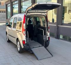 Auto - Renault kangoo 1.5 dci 110 cv 5p. s&s limited trasporto disabili