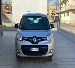 Auto - Renault kangoo 1.5 dci 110 cv 5p. s&s limited trasporto disabili