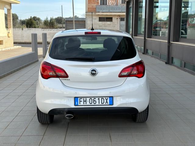 Auto - Opel corsa 1.2 5p. advance