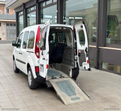 Renault kangoo 1.5 dci 85 cv 5p. dynamique trasporto disabili 4+1
