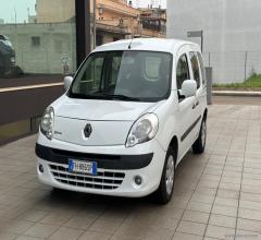 Auto - Renault kangoo 1.5 dci 85 cv 5p. dynamique trasporto disabili 4+1