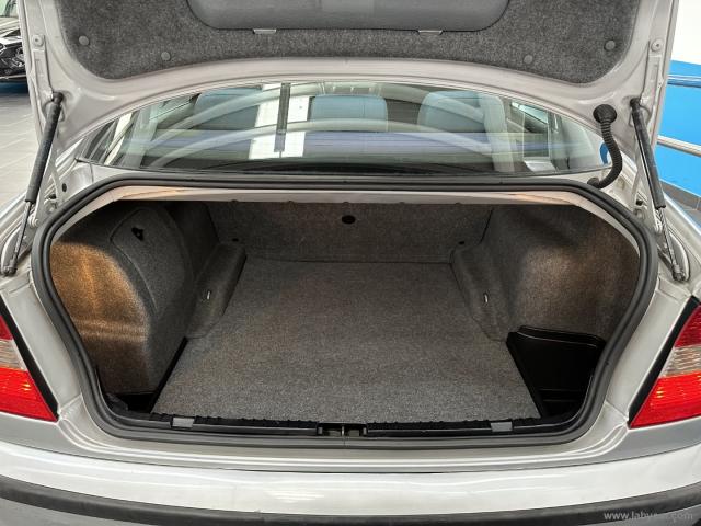 Auto - Bmw 320d