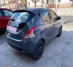 Auto - Lancia ypsilon 1.2 69 cv 5p. elefantino