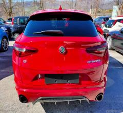 Auto - Alfa romeo stelvio 2.2 t.diesel 210cv at8 q4 veloce