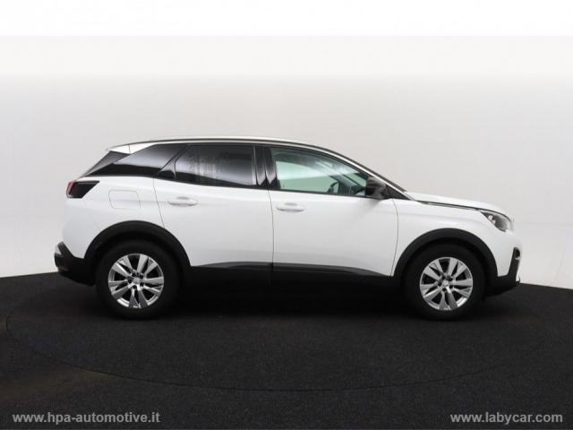 Auto - Peugeot 3008 bluehdi 120 s&s business navi led sensori telecamera