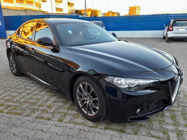 Auto - Alfa romeo giulia 2.2 td 150 cv at8