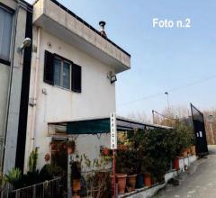 Case - Opificio con annessa palazzina uffici e area esterna