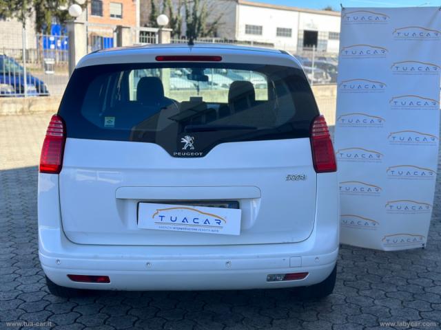 Auto - Peugeot 5008 1.6 hdi 115 cv active