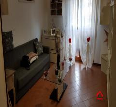 Case - Romagnano (ms), appartamento libero su due lati con garage