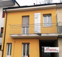 Quadrilocale semi indipendente a corbetta