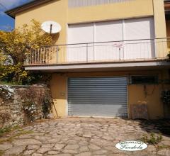 Case - Villetta indipendente con giardino e garage