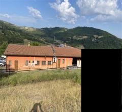 Agriturismo con ristorante e terreno di 3.5 ettari