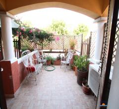 Case - Occasione bilocale a 50 mt dalla spiaggia.