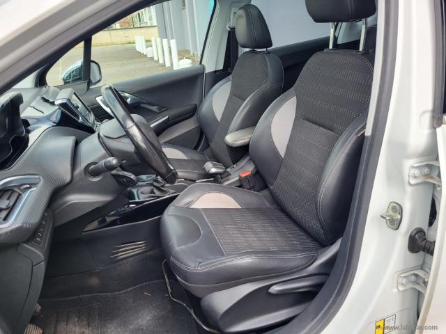 Auto - Peugeot 2008 bluehdi 120 s&s allure