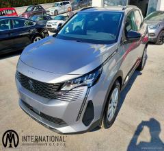 Auto - Peugeot 3008 bluehdi 130 s&s eat8 active pack