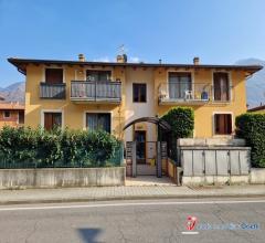 Pianborno vendesi appartamento con box