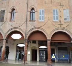 Ufficio al p.2 in piazza dei martiri n.9, carpi (mo)