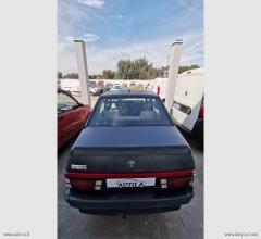 Auto - Alfa romeo 75 1.6