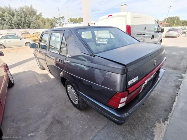 Auto - Alfa romeo 75 1.6