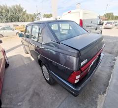 Auto - Alfa romeo 75 1.6