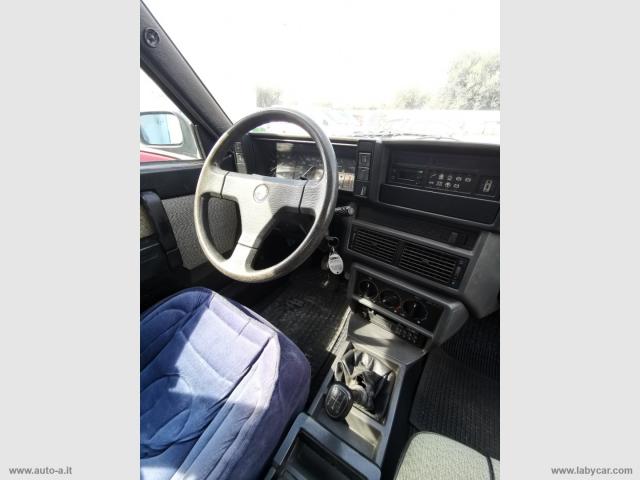 Auto - Alfa romeo 75 1.6