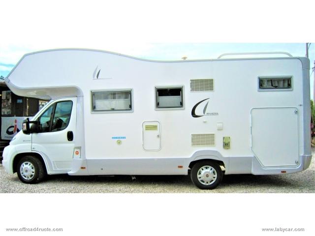 Auto - Caravans internat. riviera garage 3.0 mj 156cv