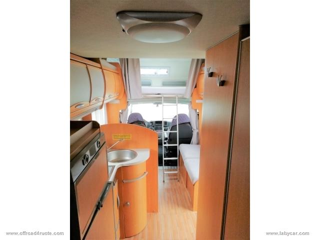 Auto - Caravans internat. riviera garage 3.0 mj 156cv