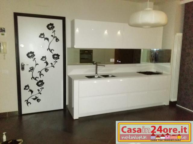 Case - Carrara bellissimo appartamento in ottime condizioni