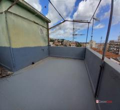 Appartamenti in Vendita - Provinciale, semindipendente con terrazzo a livello