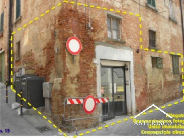 Ufficio - via cesare battisti n. 23 - foiano della chiana (ar) Case - Ufficio - via cesare battisti n. 23 - foiano della chiana (ar)
