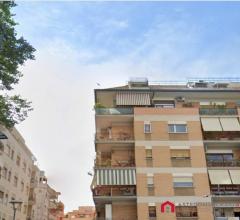 Case - Appartamento con balconi