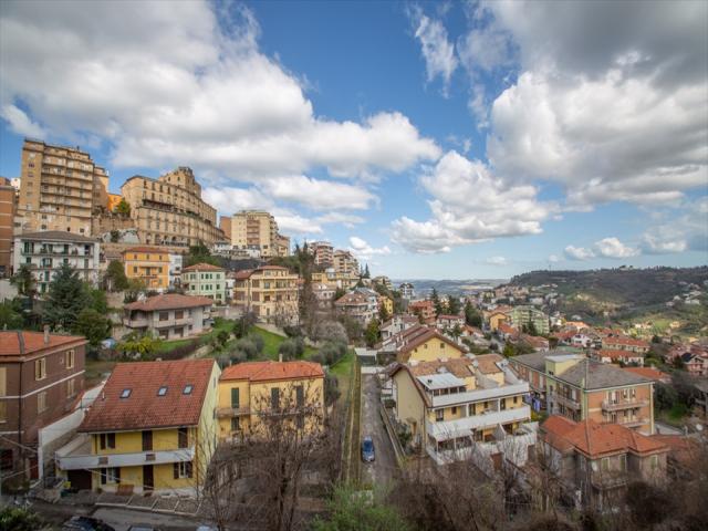 Appartamenti in Vendita - Appartamento in vendita a chieti centro storico