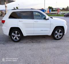 Auto - Jeep gr. cherokee 3.0 v6 crd 250 mjt ii overl