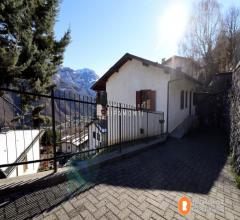 Villa singola con terrazzo panoramico