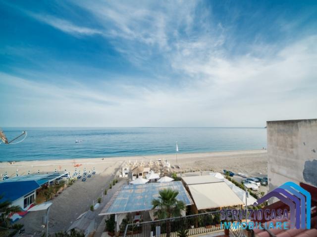 La terrazza sul mare da €.440 a settimana