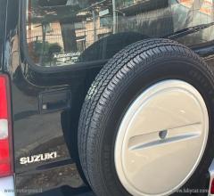 Auto - Suzuki jimny 1.3 4wd jlx