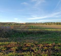 Appartamenti in Vendita - Terreno edificabile in vendita a rosciano villa oliveti