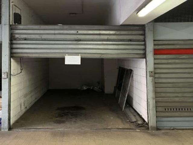 Case - Garage o autorimessa - via fabio filzi n. 43: