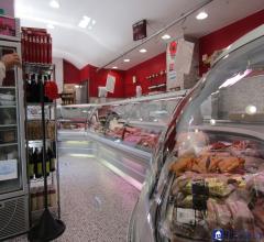 Macelleria  avviatissima nel centro storico di carrara rif 3960