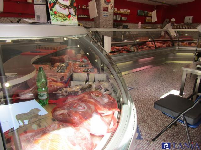 Case - Macelleria  avviatissima nel centro storico di carrara rif 3960