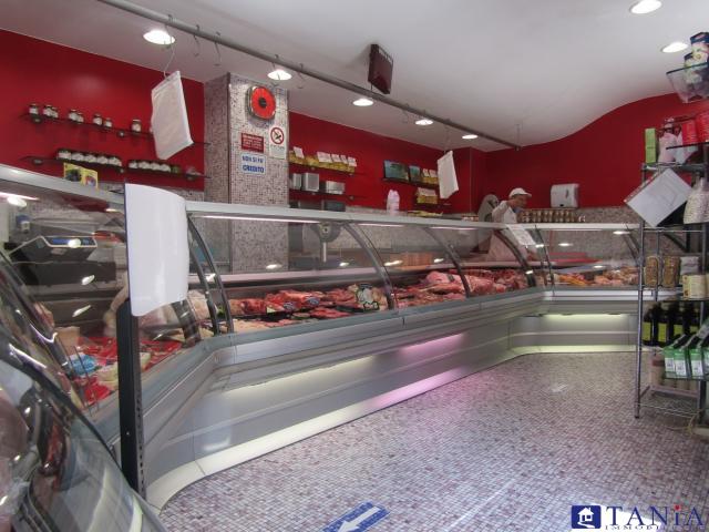 Case - Macelleria  avviatissima nel centro storico di carrara rif 3960