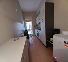 Case - Ristrutturate e luminose camere provinciale