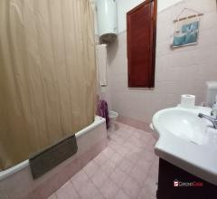 Case - Ristrutturate e luminose camere provinciale
