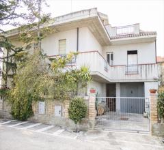 Appartamenti in Vendita - Casa indipendente in vendita a silvi contrada forchetta
